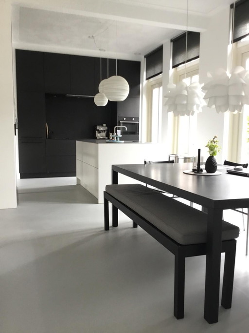 Dining table 1.30x1.95m Dutch design