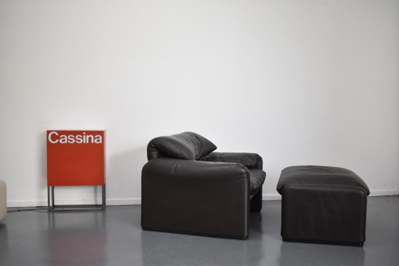 Magnifique Fauteuil Design Cassina Maralunga & Repose-pieds – Leather (photo 9 of 15)