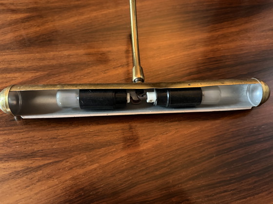 Image 1 of Schilderijlamp van messing uit het midden van de 20e eeuw – Vintage galerielamp