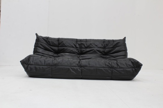 Image 1 of Divano vintage Togo Ligne Roset a 3 posti in pelle nera Michel Ducaroy anni '90