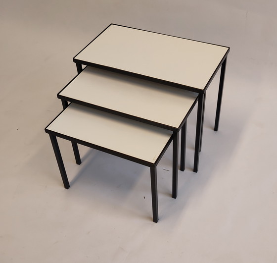Image 1 of Minimalistische Satztische