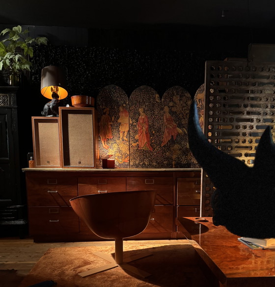 Image 1 of B&B ITALIA Drehsessel MART in einzigartigem cognacfarbenem Sattelleder mit Patina.