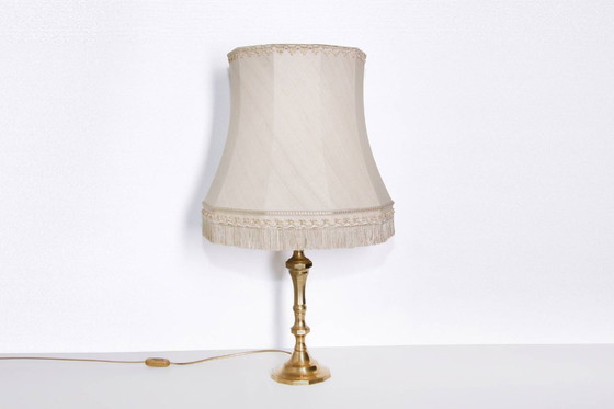 Image 1 of Lampada da tavolo in ottone massiccio con frange 72cm vintage anni '80