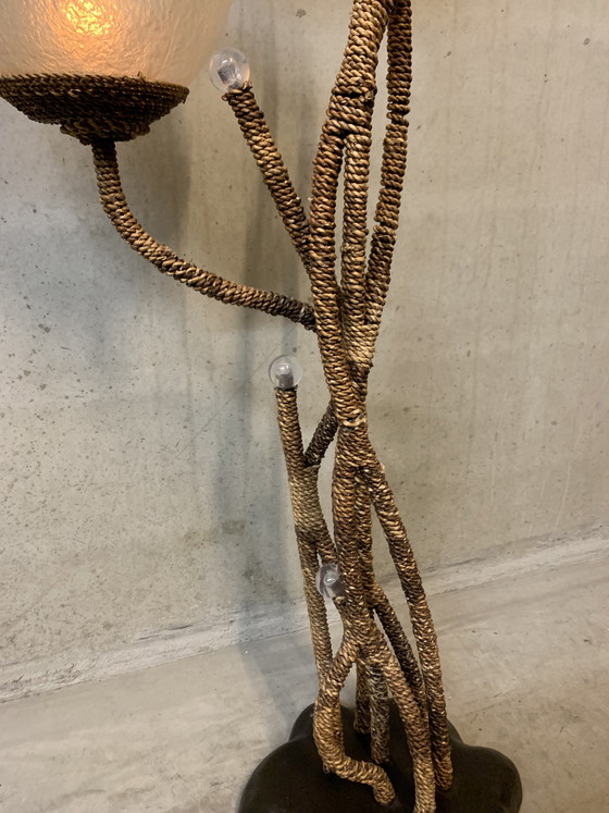 Image 1 of Lampada da terra organica con tre punti luce e sette bracci. (Spagna)