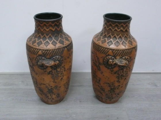 Image 1 of Ceramic floor vases, set of 2, very large, in beige-brown with Celtic / Germanic pattern, Westerwald Ikonen 50s