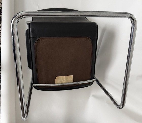 Image 1 of Iconic Thonet Freischwinger chair – Mart Stam design (circa 1980)