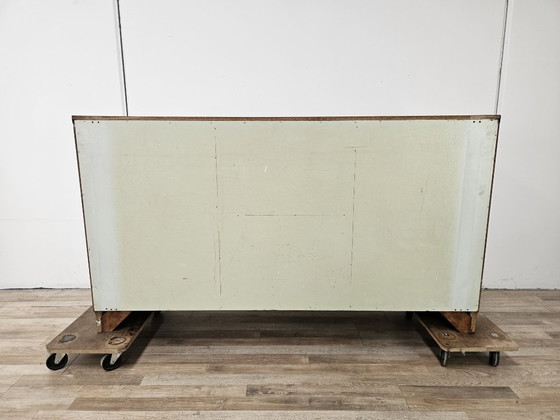 Image 1 of Formica keukenbuffet met marmereffect uit 1970