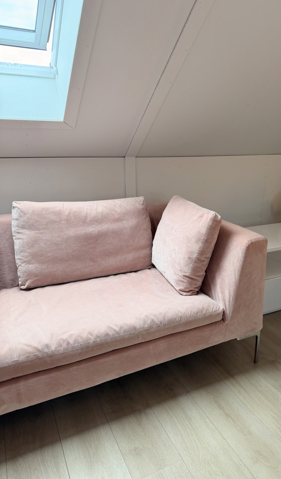 Image 1 of Canapé Charles de B&B Italia | Velours rose poudré d'origine | Magnifique canapé design italien.