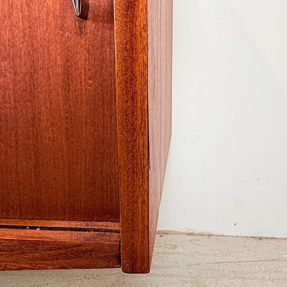 Image 1 of Buffet en acajou de style scandinave