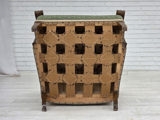 Image 1 of 1950er Jahre, dänischer Sessel, original grün/beiger Möbelwollstoff, Eichenholz.