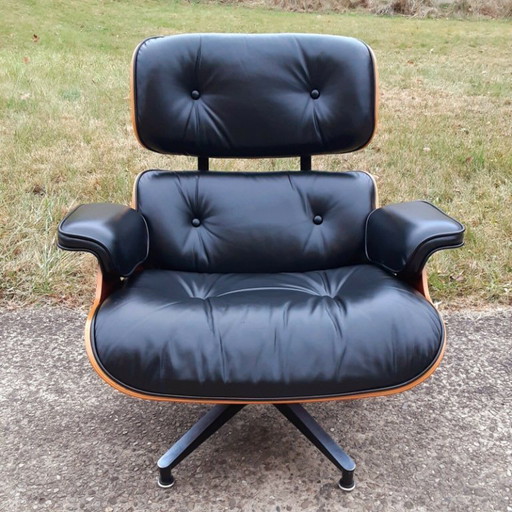 Autentica poltrona Herman Miller Eames Lounge