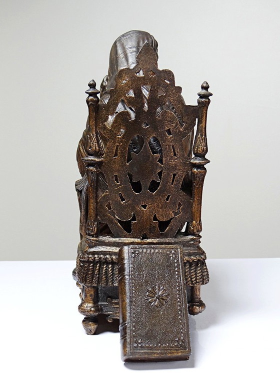 Image 1 of Estatuilla de zinc patinado de la Virgen de la Silla, finales del siglo XIX/principios del siglo XX.