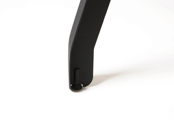 Image 1 of Table de type de Basten Leijh (Unique)