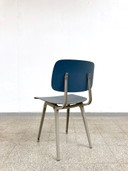 Sedia dal design vintage Friso Kramer 'Revolt'