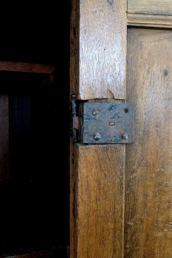 Image 1 of Hollandse 17de eeuwse Toogkast eikenhout