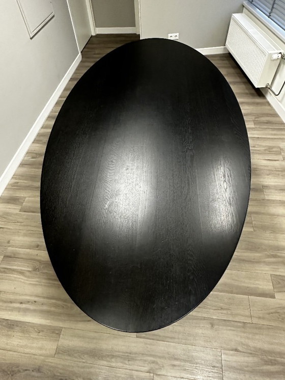 Image 1 of Leolux Thebe Dining Table Oval Large