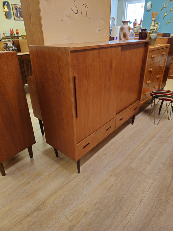 Image 1 of Credenza danese d'epoca Credenza in teak Armadio