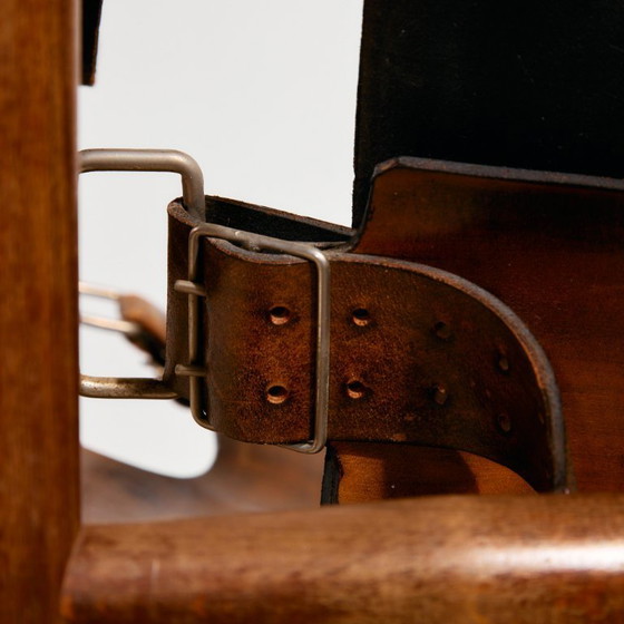 Image 1 of Poltrona e pouf in pelle di vitello ungherese, set da 2