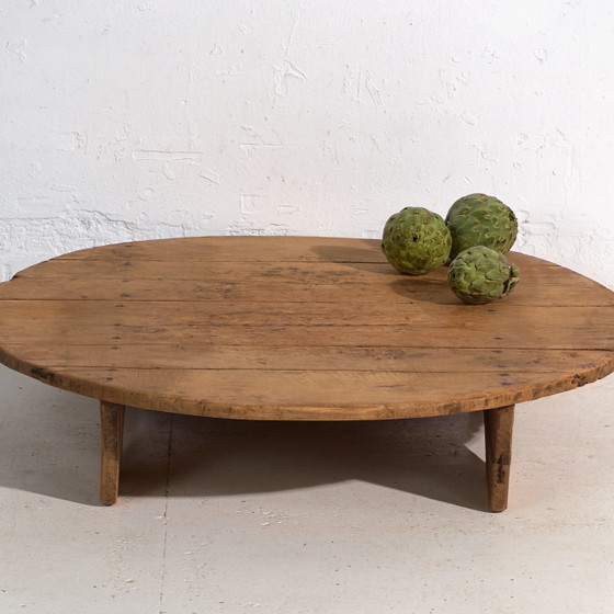 Rustic round cutting board table in solid wood – Central Europe, early 20th century – Coffee tables (photo 4 of 40)