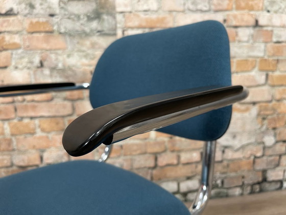 Image 1 of Ahrend Buisframe Sledestoel blauw