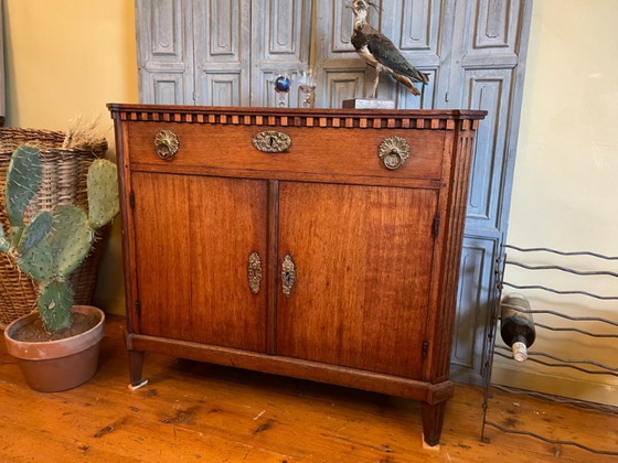 Image 1 of Niederländische antike Eichenkommode