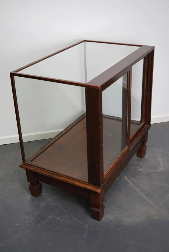 Image 1 of Mahogany museum/shop display case, early 20th century