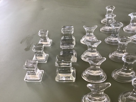 Image 1 of Unieke Set Antieke Persglazen Etalagematerialen (59-delig) – ca. 1920-1930