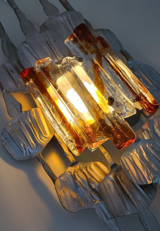 Image 1 of Brutalistische wandlamp met amberkleurig handgevormd glas
