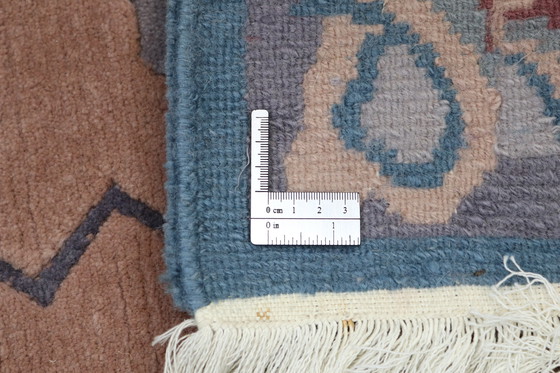 Image 1 of Tappeto moderno di design Nepal 174 x 124 cm