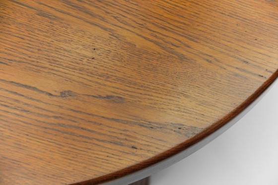 Image 1 of Ronde eikenhouten Franse salontafel in Pierre Chapo-stijl, jaren 60.