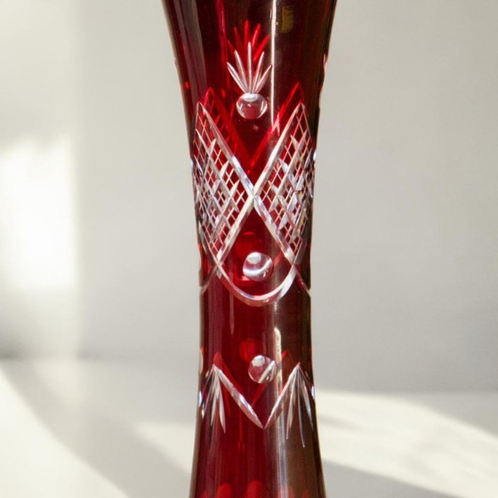 Image 1 of Antique ruby ​​vase in wheel-cut Bohemian glass