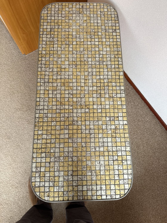 Image 1 of Table d'appoint des années 1960 avec mosaïque
