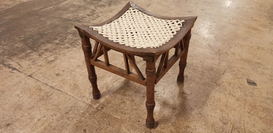 Image 1 of Kruk di Tebe in stile neo-egiziano d'epoca