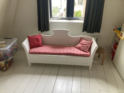 Children's bench by Tom&Lilly