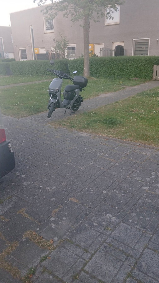 Electric scooter – onderhoudsproducten, Metal, Plastic (photo 2 of 15)