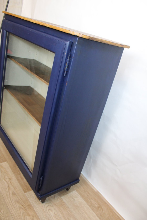 Image 1 of Page 1 of 9 Bibliotheque basse vitree