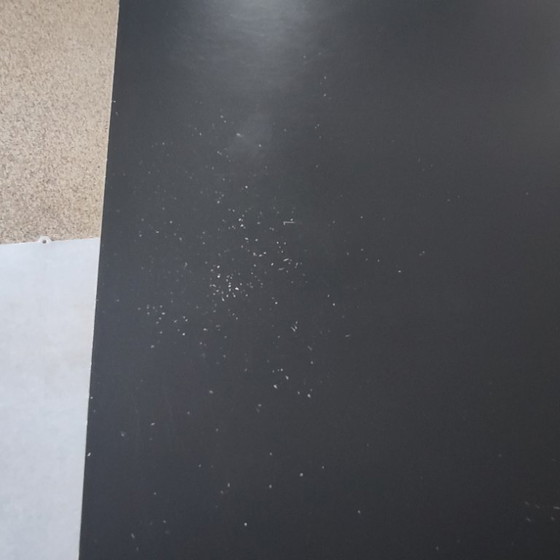 Image 1 of Leolux Iazki dining table