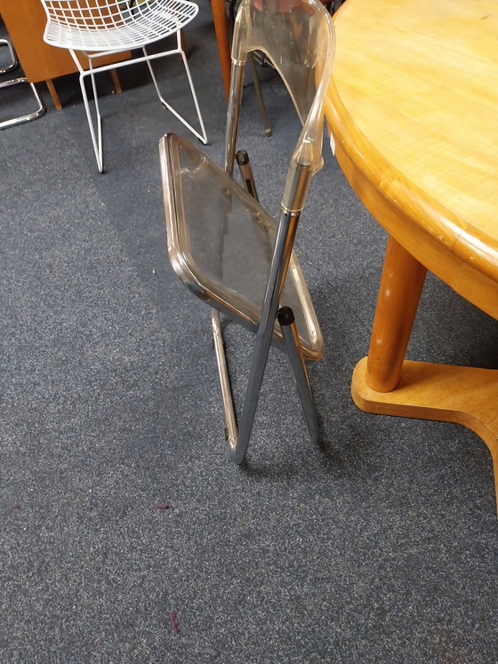 Image 1 of 1 x 1 lot de 2 chaises pliantes italiennes en Lucite des années 1970