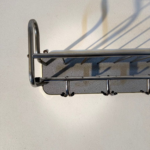 Wandgarderobe aus den 1950er Jahren