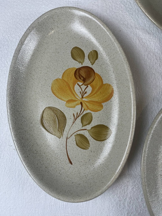 Handbemaltes Steingut Geschirr – Porcelain, Vintage (photo 4 of 9)