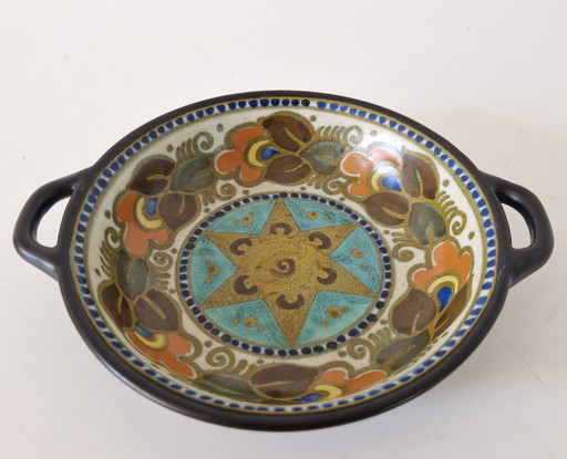 Danier Gouda Plateel bowl art nouveau