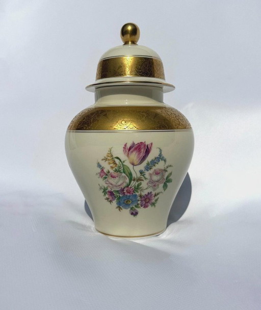 Rosenthal Deckel-Porzellan-Amphorenvase, Vergoldung und bemalte Blumen