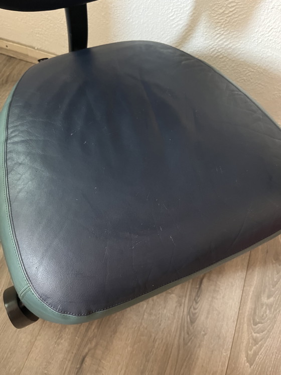 Image 1 of Chaise design Skalma - moderne - cuir 