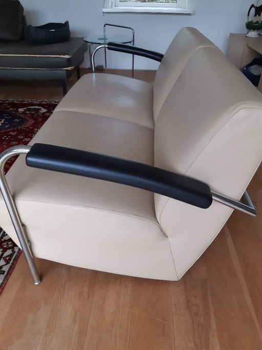 Canapé 2,5 places LEOLUX SCYLLA, cuir.