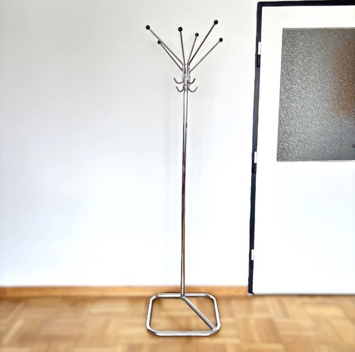 Perchero funcionalista