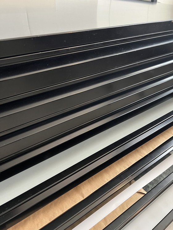 Image 1 of Cassettiera in metallo nero