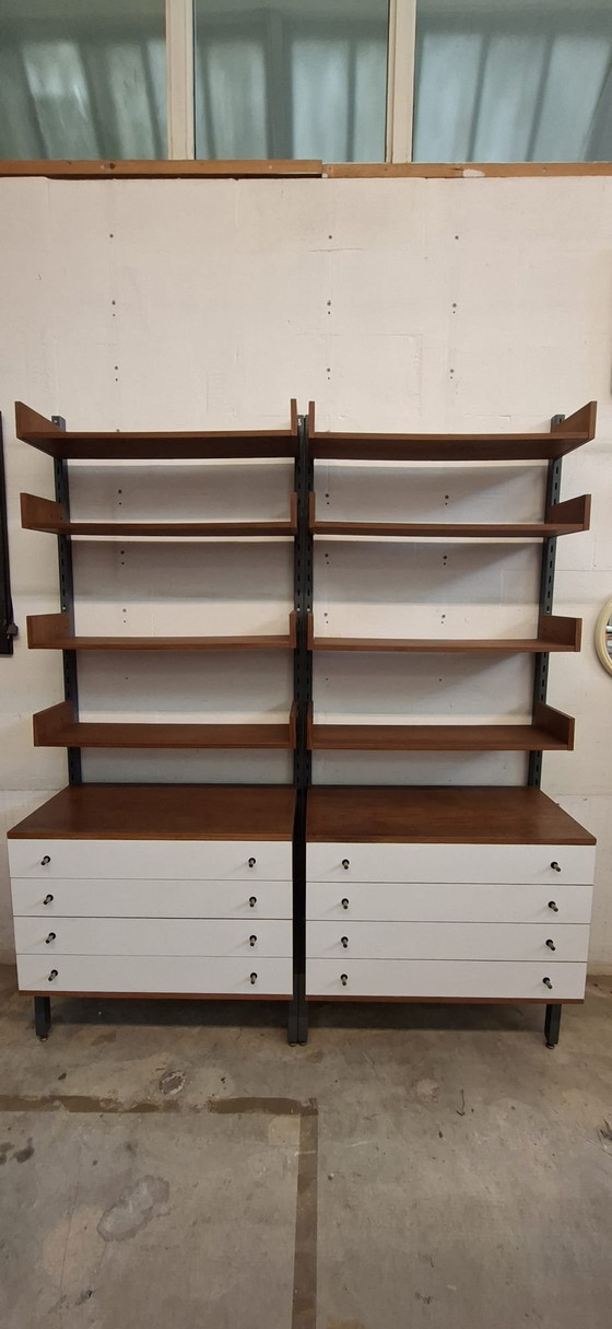 Image 1 of Sistema di pareti in teak vintage