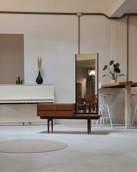 Image 1 of credenza con specchio anni '70
