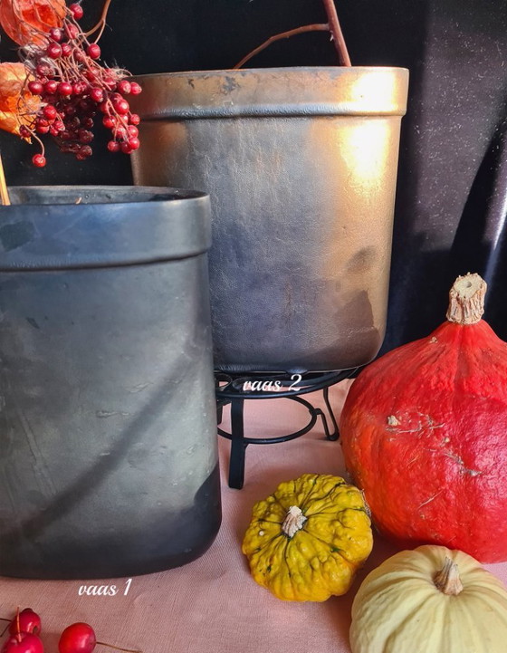 Image 1 of Ecri Living- Masters of Clay – handmade vase no. 01- oval.