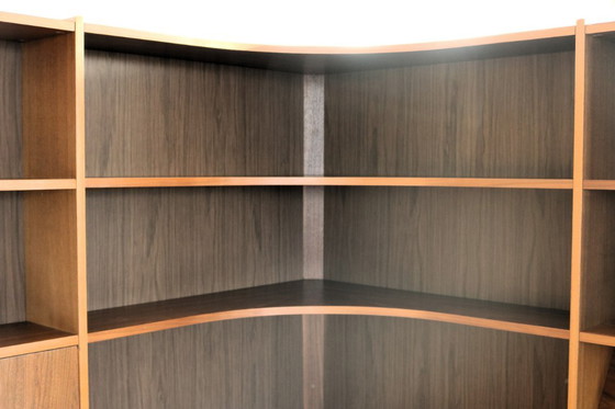 Image 1 of Mobiletto da parete/mobiletto angolare svedese d'epoca